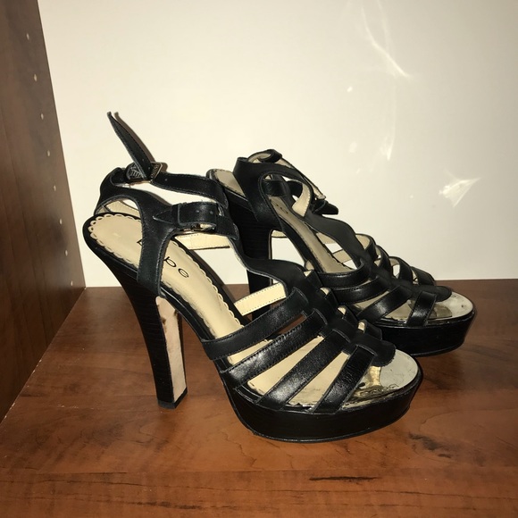 Gladiator - Picture 2 of 4